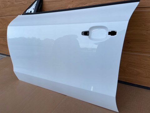 Audi A5 8T LIFT SportBack Oryginalne drzwi LEWY przód LY9C
