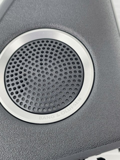 Audi A5 8T Oryginalna osłona głośnika prawa 8T8857506A B&O