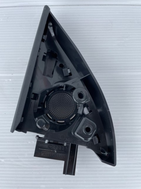 Audi A5 8T Oryginalna osłona głośnika prawa 8T8857506A B&O