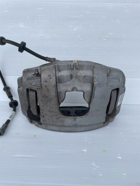 Audi A6 C7 A7 3.0 Zacisk hamulcowy LEWY przód 355 mm