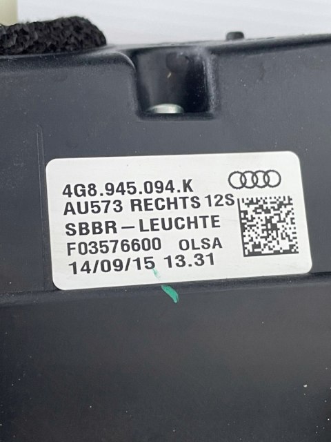 Audi A7 C7 LIFT 4G8 Oryginalne lampy tylne LED MATRIX wersja USA