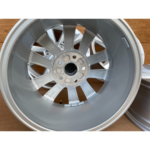Oryginalne felgi Audi A3 8Y 16" 7.0J ET40 5x112 – komplet 4 sztuki Oryginalne felgi Audi A3 8Y 16" 7.0J ET40 5x112 – komplet 4 sztuki