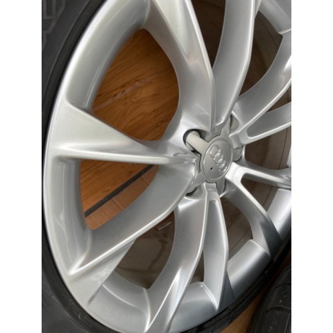 Oryginalne felgi Audi A5 8T 18" + opony Dunlop Sport Maxx GT – komplet OEM Oryginalne felgi Audi A5 8T 18" + opony Dunlop Sport Maxx GT – komplet OEM