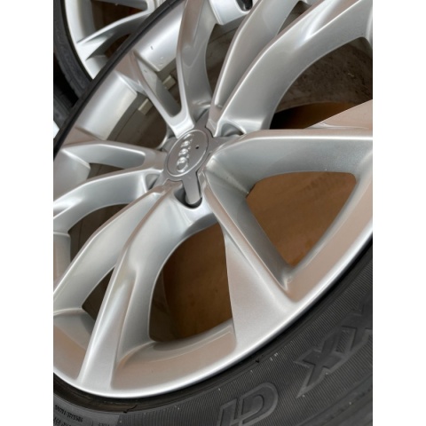 Oryginalne felgi Audi A5 8T 18" + opony Dunlop Sport Maxx GT – komplet OEM Oryginalne felgi Audi A5 8T 18" + opony Dunlop Sport Maxx GT – komplet OEM