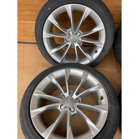 Oryginalne felgi Audi A5 8T 18" + opony Dunlop Sport Maxx GT – komplet OEM Oryginalne felgi Audi A5 8T 18" + opony Dunlop Sport Maxx GT – komplet OEM