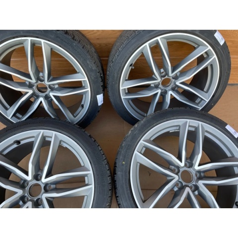 Felgi Audi 20" 4H0 601 025 BR –Oryginalne Aluminiowe A8 D4 9Jx20 ET37 Felgi Audi 20" 4H0 601 025 BR –Oryginalne Aluminiowe A8 D4 9Jx20 ET37