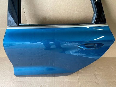 AUDI A3 8Y SEDAN Oryginalne DRZWI LEWY TYŁ LZ5Z Atoll Blue