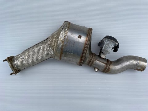 AUDI A5 8T A6 2.0 TDI KATALIZATOR PRZEPUSTNICA