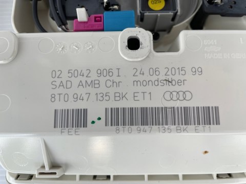 AUDI A5 8T LIFT Oryginalna LAMPKA PODSUFITKI oświetlenie KABINY