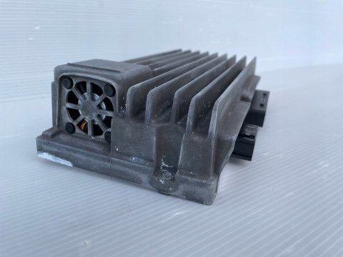 Audi A4 A5 Q5 SQ5 Bang & Olufsen Wzmacniacz 8T1035223A Oryginał