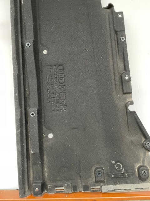 Audi A4 B8 A5 8T oryginalna osłona podwozia lewa 8K0825207D