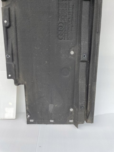 Audi A4 B8 A5 8T oryginalna osłona podwozia lewa 8K0825207D