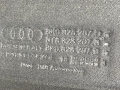 Audi A4 B8 A5 8T oryginalna osłona podwozia lewa 8K0825207D
