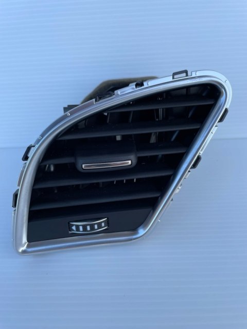 Audi A5 8T Kratka Nawiewu Lewa Przód 8T1820901L ORYGINAŁ
