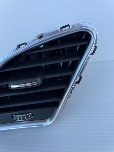 Audi A5 8T Kratka Nawiewu Lewa Przód 8T1820901L ORYGINAŁ