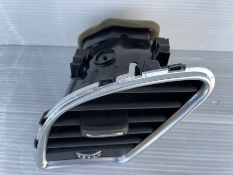 Audi A5 8T Kratka Nawiewu Lewa Przód 8T1820901L ORYGINAŁ