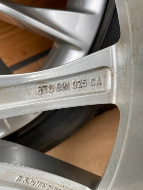 Oryginalne felgi Audi A5 8T 18" opony Dunlop Sport Maxx GT