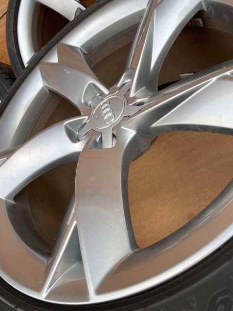 Oryginalne felgi Audi A5 8T 19 cali 255/35 R19 Pirelli P Zero