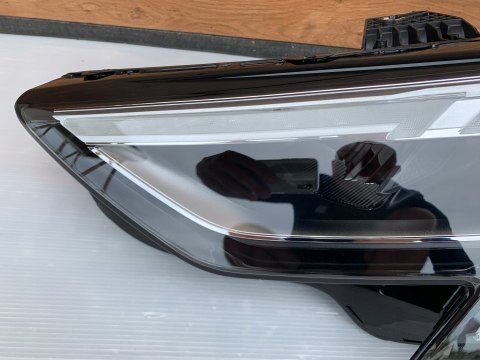 AUDI A3 8Y LAMPA LEWY PRZÓD LED KOMPLETNA 8Y0 033A