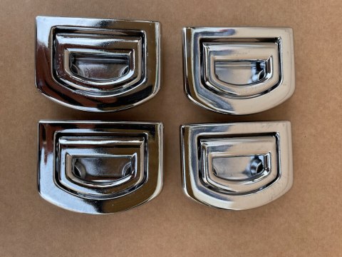 AUDI A5 8T A4 A6 Oryginalny UCHWYT MOCOWANIE BAGAŻU