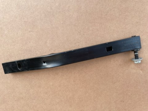 AUDI A5 8T A4 B8 wspornik pasa przedniego LEWY