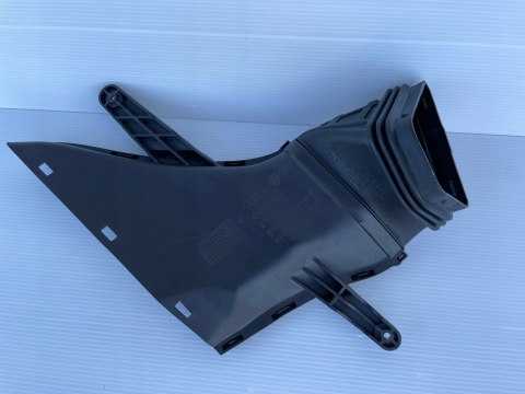 AUDI A5 8T LIFT KIEROWNICA DOLOT POWIETRZA 8K0129618F