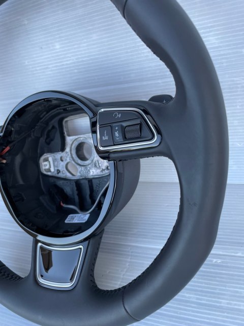 AUDI A5 8T LIFT KIEROWNICA ŁOPATKI multi