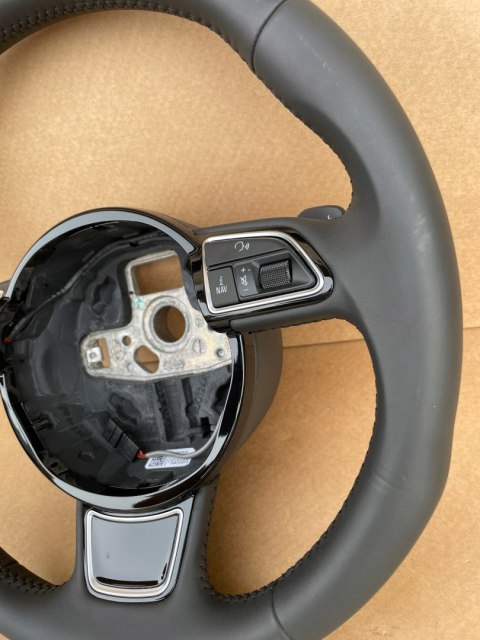 AUDI A5 8T LIFT KIEROWNICA ŁOPATKI multi