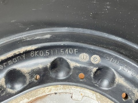 AUDI A5 8T LIFT OSŁONA SPRĘŻYNY PRAWY TYŁ