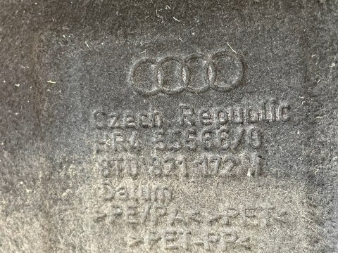 AUDI A5 8T LIFT Oryginalne NADKOLE PRAWY PRZÓD 8T0821172M