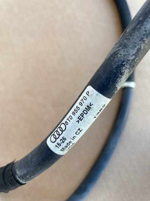 AUDI A5 8T LIFT Oryginalny PRZEWÓD SPRYSKIWACZY z belki