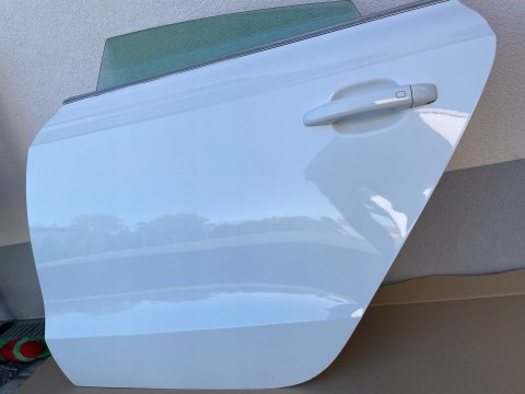 AUDI A5 8T LIFT SPORTBACK DRZWI LEWY TYŁ LY9C