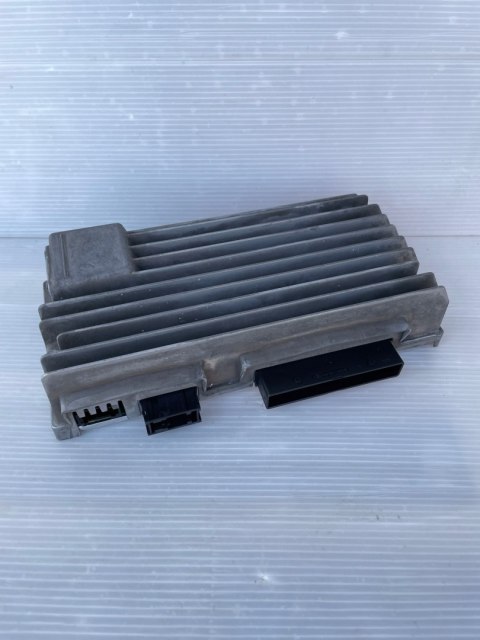 AUDI A5 8T WZMACNIACZ AUDI BANG&OLUFSEN 8T1035223A