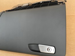 AUDI A5 8T lift ORYGINALNY SCHOWEK PASAŻERA 8K1857035B