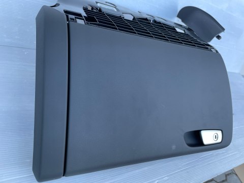 AUDI A5 8T lift ORYGINALNY SCHOWEK PASAŻERA 8K1857035B