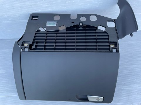 AUDI A5 8T lift ORYGINALNY SCHOWEK PASAŻERA 8K1857035B