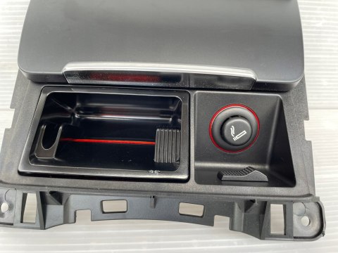 Audi A5 8T FL Popielniczka schowek 8K0857951C Oryginał