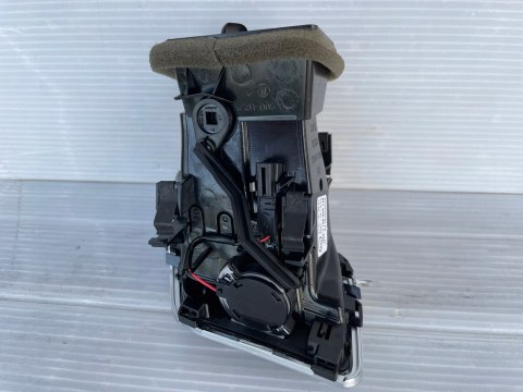 Audi A5 8T Kratka Nawiewu Lewa Przód 8T1820901L ORYGINAŁ