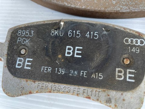 Audi A5 8T LIFT tarcze hamulcowe TYŁ oryginał 8K0615601J