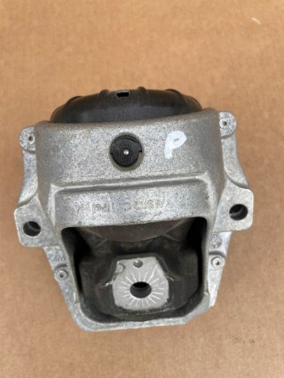 Audi A5 8T ORYGINALNA poduszka silnika prawa 8R0199381