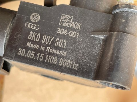 Audi A5 8T Oryginalny CZUJNIK Poziomowania XENON i Uchwyt 8K0941309D