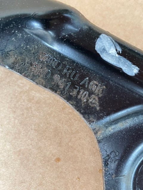 Audi A5 8T Oryginalny CZUJNIK Poziomowania XENON i Uchwyt 8K0941310C