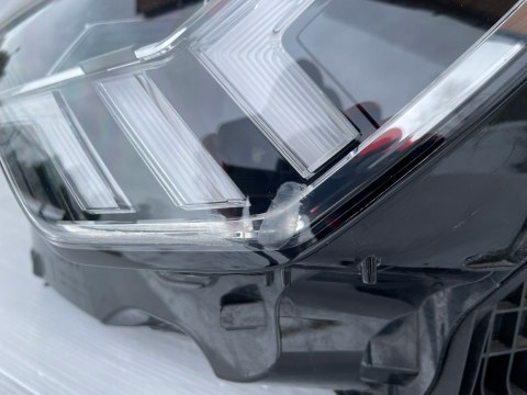 Audi Q3 SQ3 II Oryginalna LAMPA LEWY PRZÓD LED 83A 83A941033