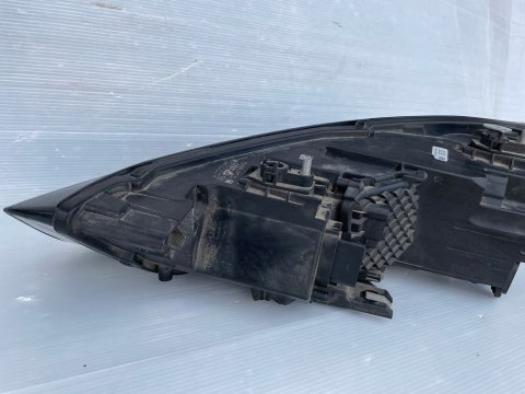 Oryginalna LAMPA PRAWY PRZÓD AUDI A1 LIFT 8XA941006