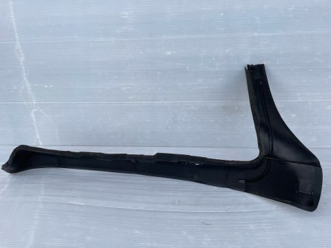 Oryginalne wygłuszenie błotnika PRAWY przód Audi A5 8T LIFT