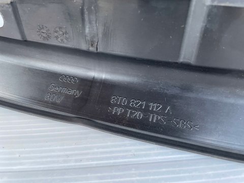 Oryginalne wygłuszenie błotnika PRAWY przód Audi A5 8T LIFT