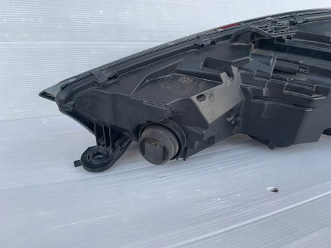 Oryginalny prawy reflektor LED Matrix Audi A4 B9 LIFT 8W0941036J