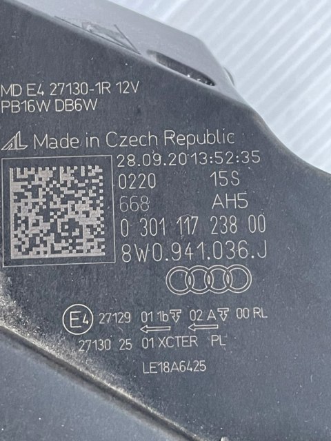 Oryginalny prawy reflektor LED Matrix Audi A4 B9 LIFT 8W0941036J