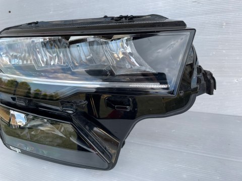SKODA KAROQ LIFT FULL LED LAMPA PRAWY PRZÓD 57B941010
