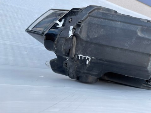 VW GOLF VII 7 SPORTSVAN LIFT LAMPA PRAWY PRZÓD 517941006D